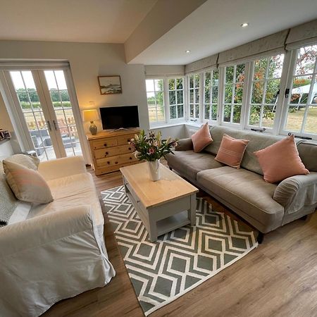 Garden Flat Near Goodwood With Stunning Views Leilighet Petersfield Eksteriør bilde