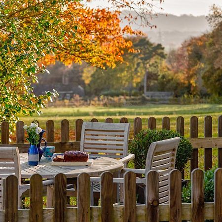 Garden Flat Near Goodwood With Stunning Views Leilighet Petersfield Eksteriør bilde